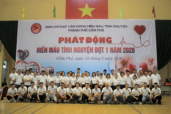 Activity "Donating blood for humanity" - Giving life